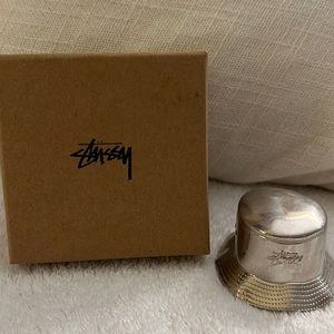 Stussy bucket hat